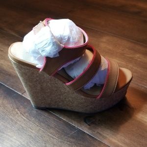 NIB Tan and Pink Wedge Sandal